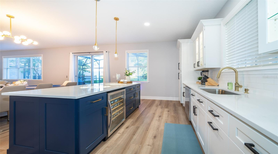 DAVENPORT, Florida 33896, 6 Bedrooms Bedrooms, ,4 BathroomsBathrooms,Residential,For Sale,PINE RIDGE,0,MFRS5121315