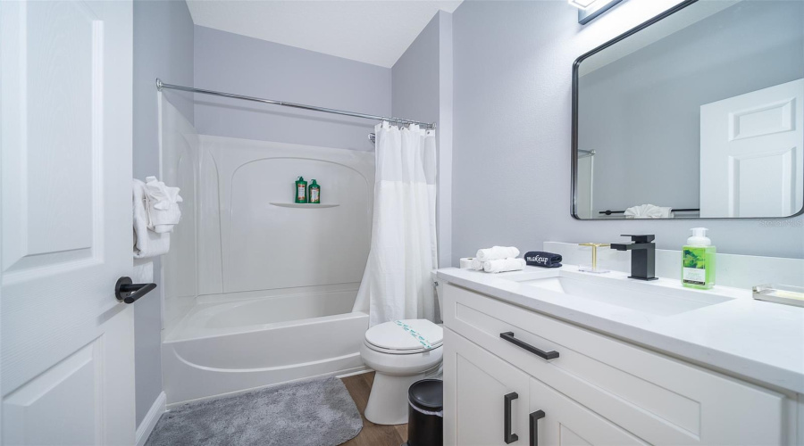 DAVENPORT, Florida 33896, 6 Bedrooms Bedrooms, ,4 BathroomsBathrooms,Residential,For Sale,PINE RIDGE,0,MFRS5121315