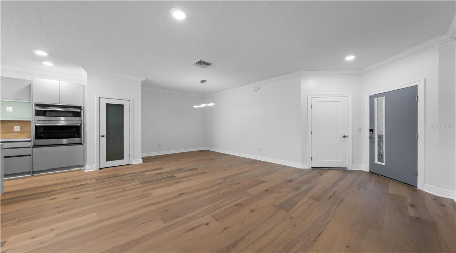 DAVENPORT, Florida 33837, 3 Bedrooms Bedrooms, ,2 BathroomsBathrooms,Residential,For Sale,GREENBRIAR,0,MFRS5148404