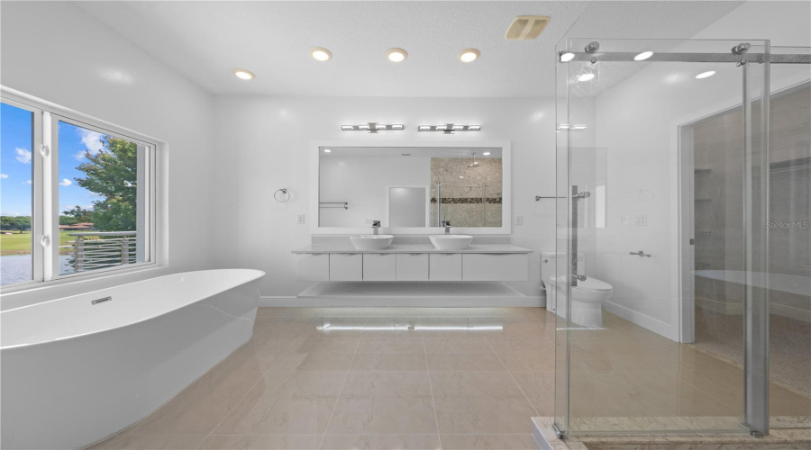 DAVENPORT, Florida 33837, 3 Bedrooms Bedrooms, ,2 BathroomsBathrooms,Residential,For Sale,GREENBRIAR,0,MFRS5148404