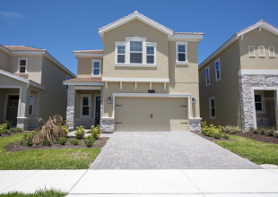 DAVENPORT, Florida 33896, 4 Bedrooms Bedrooms, ,2 BathroomsBathrooms,Residential,For Sale,BLACKWOLF RUN,0,MFRO6401489