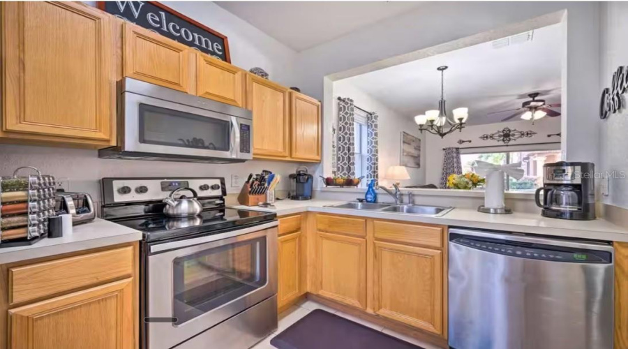 DAVENPORT, Florida 33897, 4 Bedrooms Bedrooms, ,3 BathroomsBathrooms,Residential,For Sale,TERRA LAGO,0,MFRO6400576