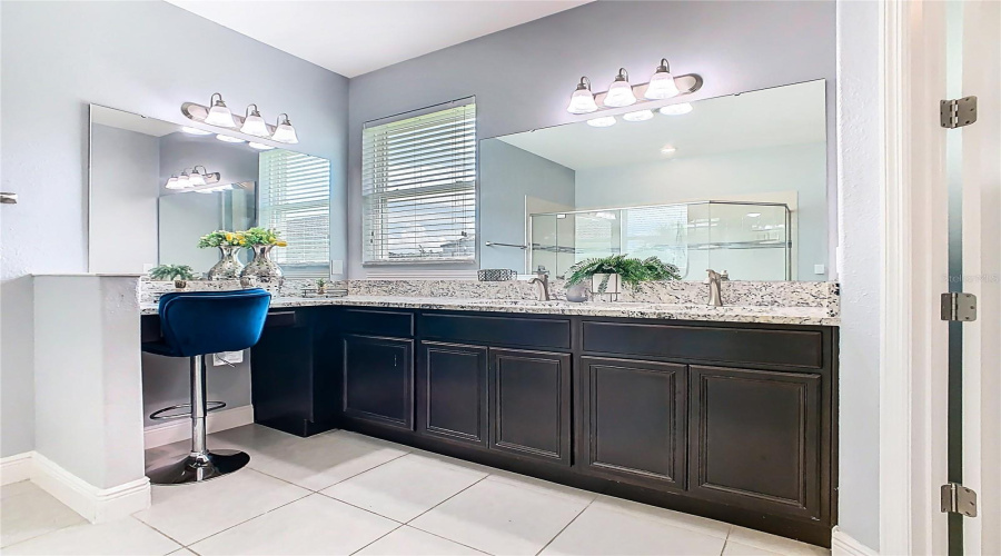 KISSIMMEE, Florida 34746, 4 Bedrooms Bedrooms, ,3 BathroomsBathrooms,Residential,For Sale,AGOSTINO TER,0,MFRS5148406