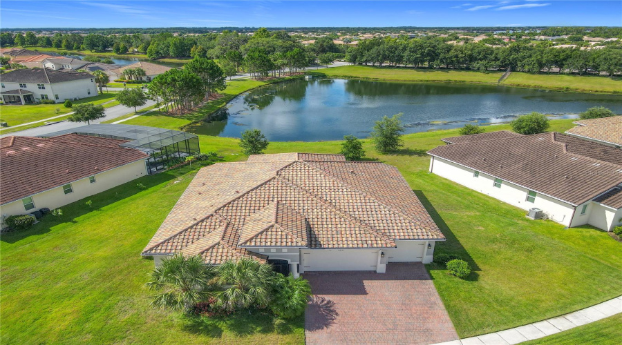 KISSIMMEE, Florida 34746, 4 Bedrooms Bedrooms, ,3 BathroomsBathrooms,Residential,For Sale,AGOSTINO TER,0,MFRS5148406