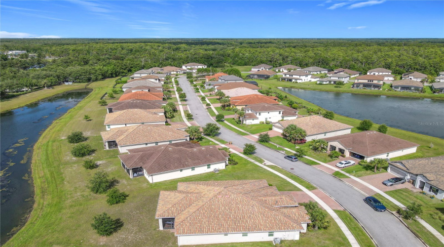 KISSIMMEE, Florida 34746, 4 Bedrooms Bedrooms, ,3 BathroomsBathrooms,Residential,For Sale,AGOSTINO TER,0,MFRS5148406