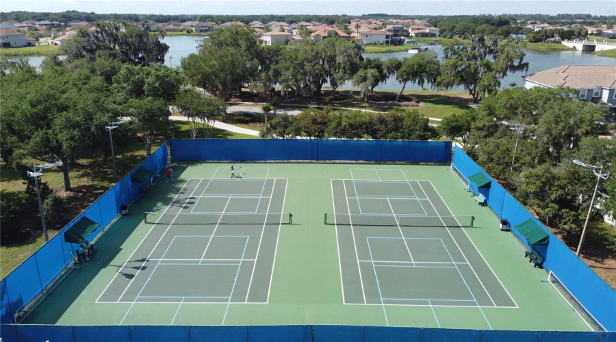 KISSIMMEE, Florida 34746, 4 Bedrooms Bedrooms, ,3 BathroomsBathrooms,Residential,For Sale,AGOSTINO TER,0,MFRS5148406