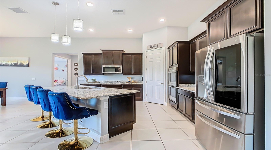 KISSIMMEE, Florida 34746, 4 Bedrooms Bedrooms, ,3 BathroomsBathrooms,Residential,For Sale,AGOSTINO TER,0,MFRS5148406