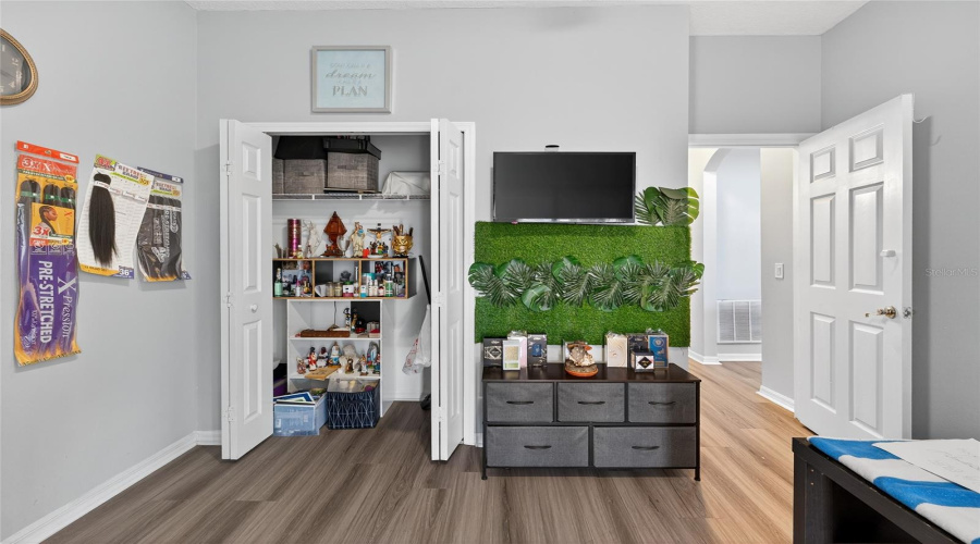 KISSIMMEE, Florida 34746, 5 Bedrooms Bedrooms, ,3 BathroomsBathrooms,Residential,For Sale,CUMBRIAN LAKES CT.,0,MFRO6356985