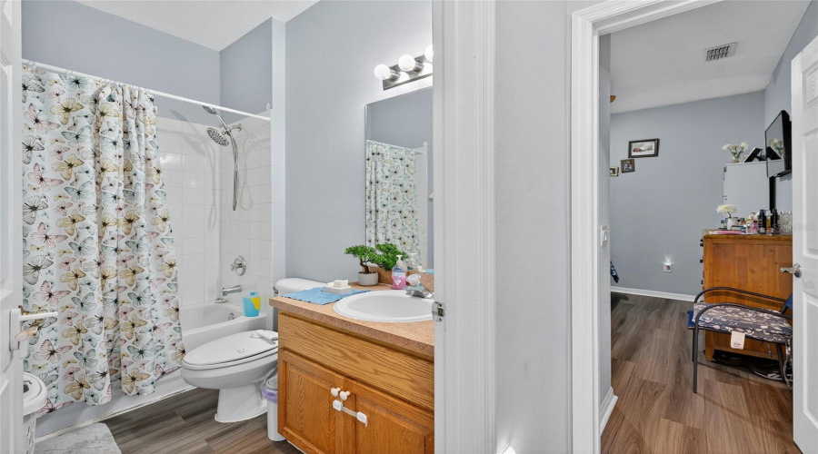 KISSIMMEE, Florida 34746, 5 Bedrooms Bedrooms, ,3 BathroomsBathrooms,Residential,For Sale,CUMBRIAN LAKES CT.,0,MFRO6356985