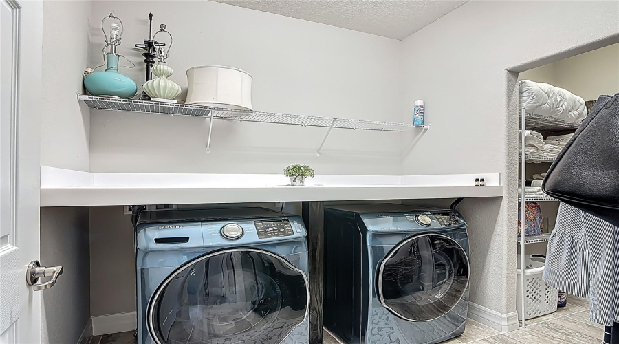 DAVENPORT, Florida 33837, 2 Bedrooms Bedrooms, ,2 BathroomsBathrooms,Residential,For Sale,CANTABRIA,0,MFRS5131975