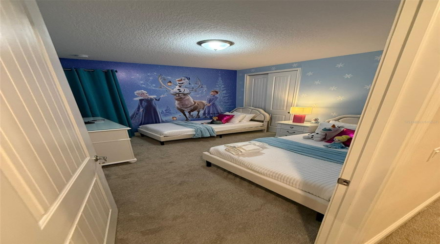 KISSIMMEE, Florida 34747, 6 Bedrooms Bedrooms, ,6 BathroomsBathrooms,Residential,For Sale,SOUTHFIELD,0,MFRO6397268