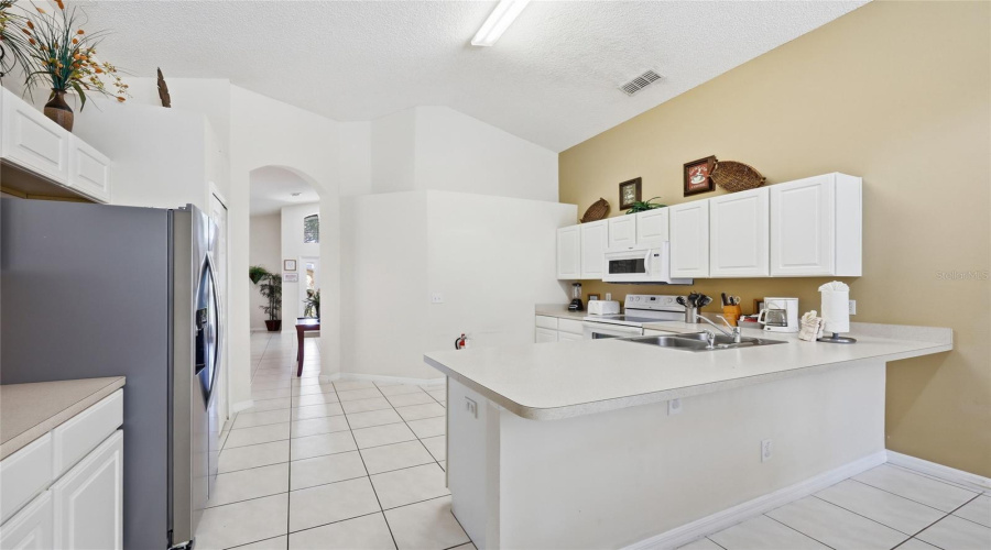 KISSIMMEE, Florida 34747, 4 Bedrooms Bedrooms, ,3 BathroomsBathrooms,Residential,For Sale,LIDO KEY,0,MFRO6397773