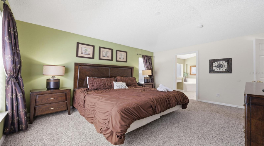 KISSIMMEE, Florida 34747, 4 Bedrooms Bedrooms, ,3 BathroomsBathrooms,Residential,For Sale,LIDO KEY,0,MFRO6397773