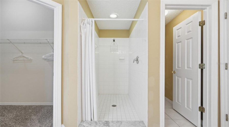 KISSIMMEE, Florida 34747, 4 Bedrooms Bedrooms, ,3 BathroomsBathrooms,Residential,For Sale,LIDO KEY,0,MFRO6397773