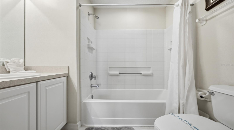 KISSIMMEE, Florida 34747, 4 Bedrooms Bedrooms, ,3 BathroomsBathrooms,Residential,For Sale,LIDO KEY,0,MFRO6397773