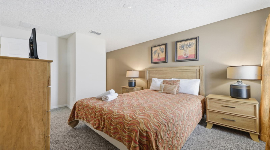 KISSIMMEE, Florida 34747, 4 Bedrooms Bedrooms, ,3 BathroomsBathrooms,Residential,For Sale,LIDO KEY,0,MFRO6397773