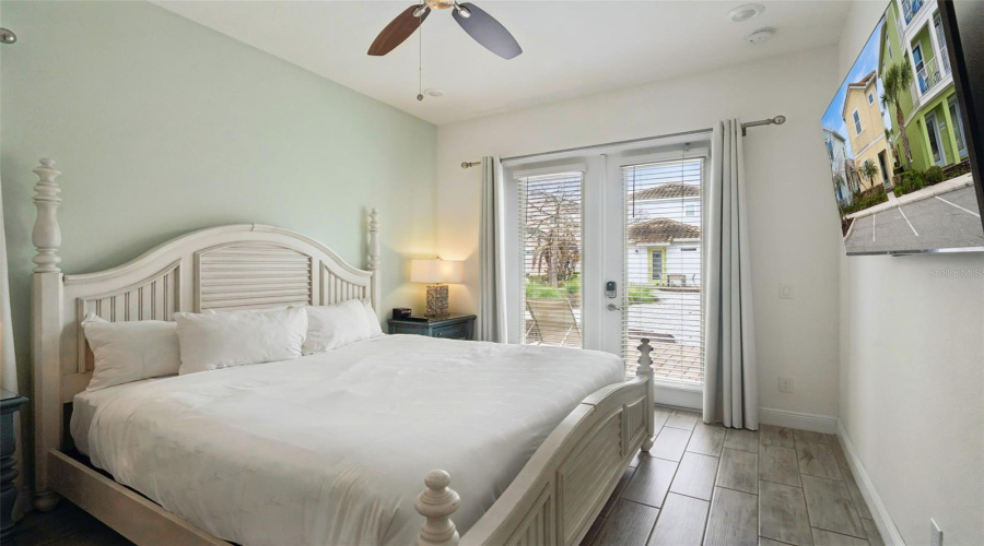 KISSIMMEE, Florida 34747, 3 Bedrooms Bedrooms, ,3 BathroomsBathrooms,Residential,For Sale,KNEE DEEP,0,MFRS5148481