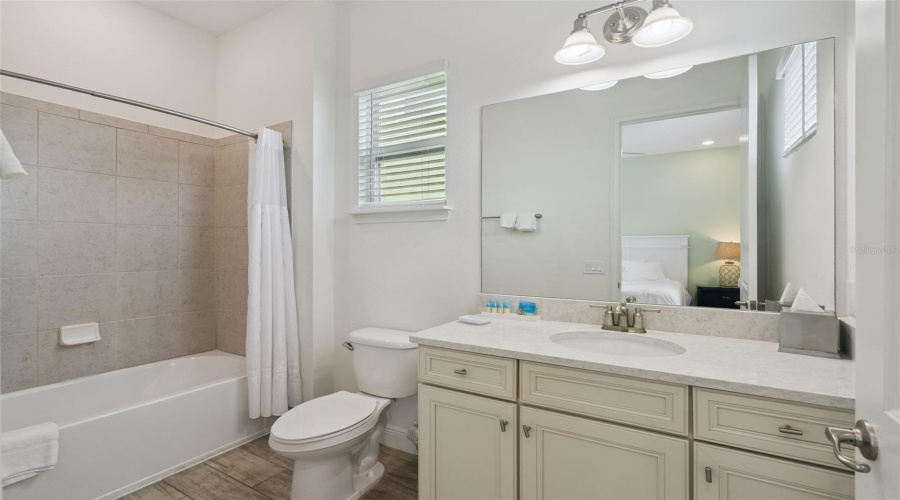 KISSIMMEE, Florida 34747, 3 Bedrooms Bedrooms, ,3 BathroomsBathrooms,Residential,For Sale,KNEE DEEP,0,MFRS5148481