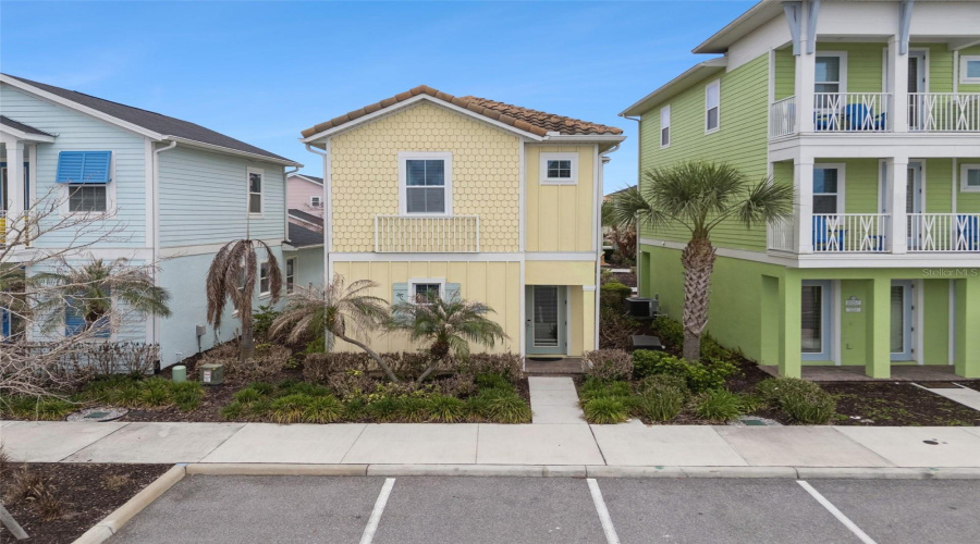 KISSIMMEE, Florida 34747, 3 Bedrooms Bedrooms, ,3 BathroomsBathrooms,Residential,For Sale,KNEE DEEP,0,MFRS5148481