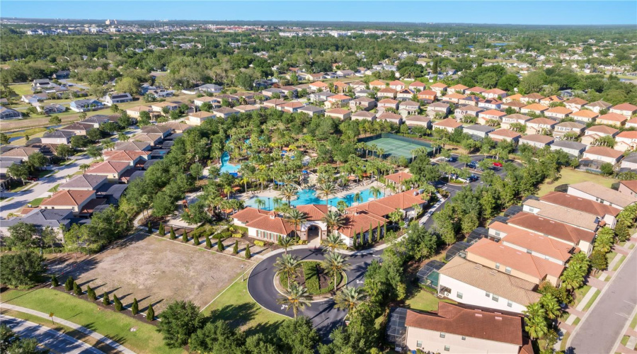 DAVENPORT, Florida 33837, 6 Bedrooms Bedrooms, ,4 BathroomsBathrooms,Residential,For Sale,ACORN,0,MFRG5111297