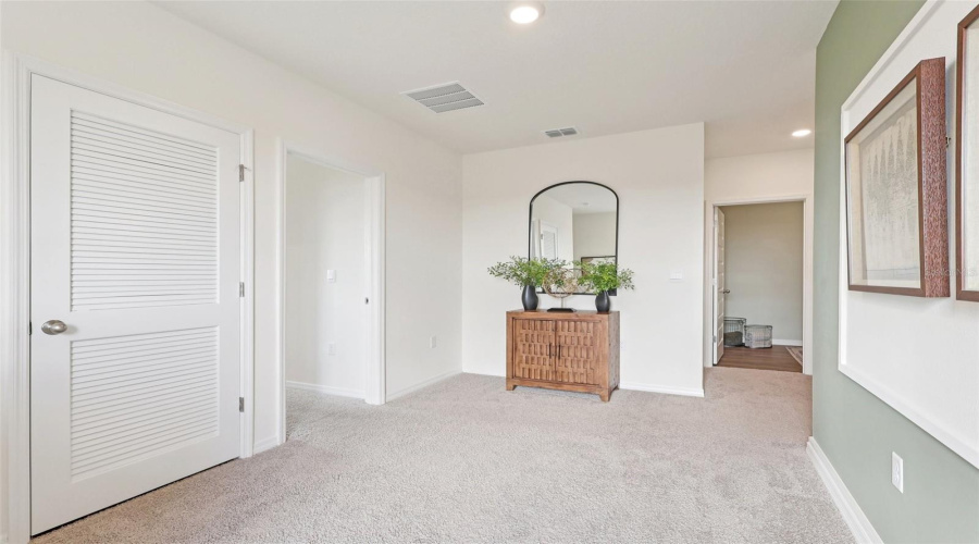 DAVENPORT, Florida 33837, 5 Bedrooms Bedrooms, ,3 BathroomsBathrooms,Residential,For Sale,SNOWFALL BEND,0,MFRO6401751