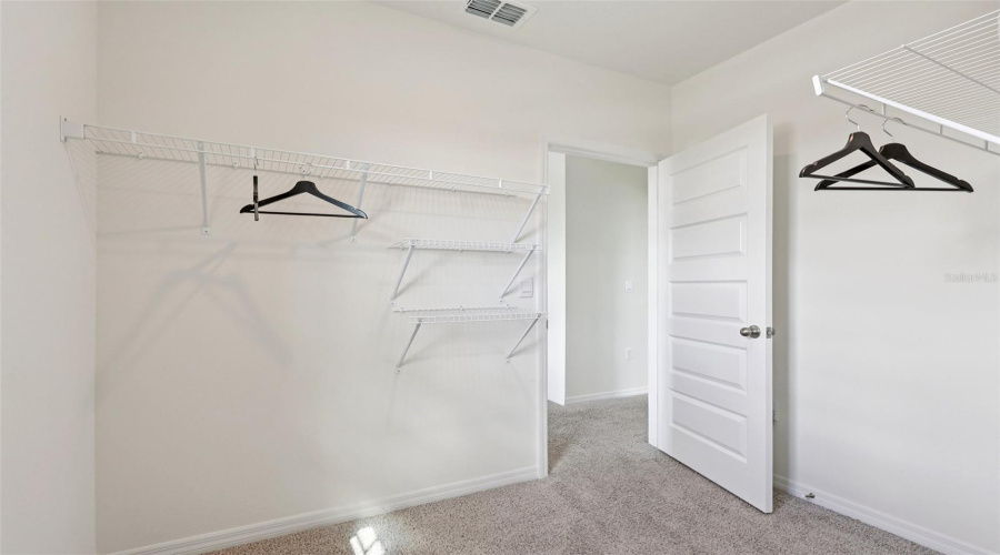 DAVENPORT, Florida 33837, 5 Bedrooms Bedrooms, ,3 BathroomsBathrooms,Residential,For Sale,SNOWFALL BEND,0,MFRO6401751