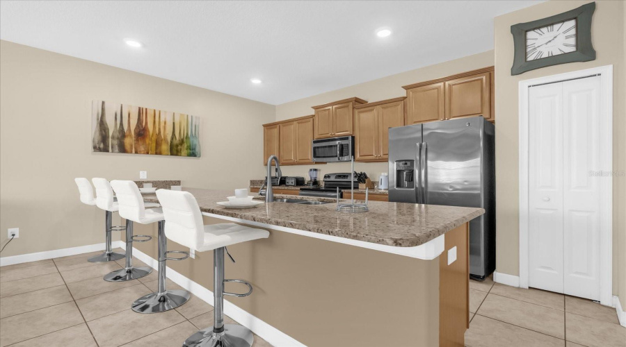 KISSIMMEE, Florida 34746, 4 Bedrooms Bedrooms, ,3 BathroomsBathrooms,Residential,For Sale,CLOCK TOWER,0,MFRS5148497