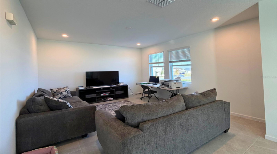 KISSIMMEE, Florida 34747, 3 Bedrooms Bedrooms, ,2 BathroomsBathrooms,Residential,For Sale,OCEAN TIDE,0,MFRO6371651