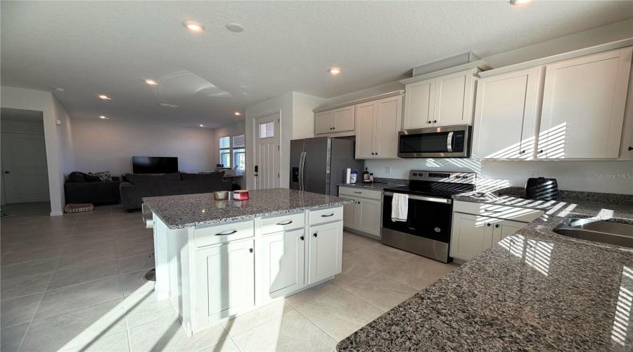 KISSIMMEE, Florida 34747, 3 Bedrooms Bedrooms, ,2 BathroomsBathrooms,Residential,For Sale,OCEAN TIDE,0,MFRO6371651