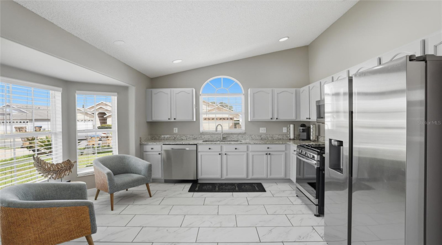 KISSIMMEE, Florida 34747, 4 Bedrooms Bedrooms, ,3 BathroomsBathrooms,Residential,For Sale,ONEIDA,0,MFRS5147106