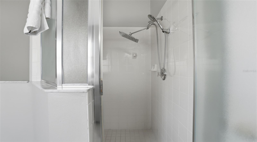 KISSIMMEE, Florida 34747, 4 Bedrooms Bedrooms, ,3 BathroomsBathrooms,Residential,For Sale,ONEIDA,0,MFRS5147106