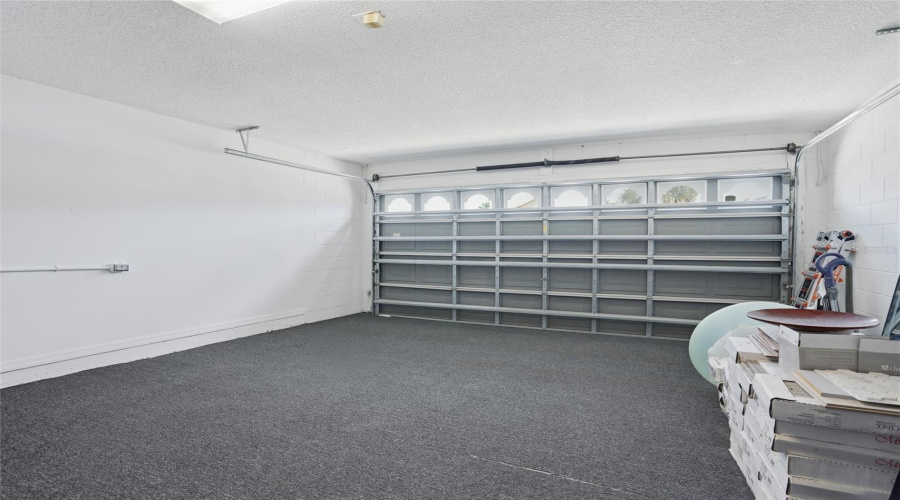 KISSIMMEE, Florida 34747, 4 Bedrooms Bedrooms, ,3 BathroomsBathrooms,Residential,For Sale,ONEIDA,0,MFRS5147106