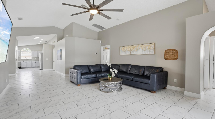 KISSIMMEE, Florida 34747, 4 Bedrooms Bedrooms, ,3 BathroomsBathrooms,Residential,For Sale,ONEIDA,0,MFRS5147106