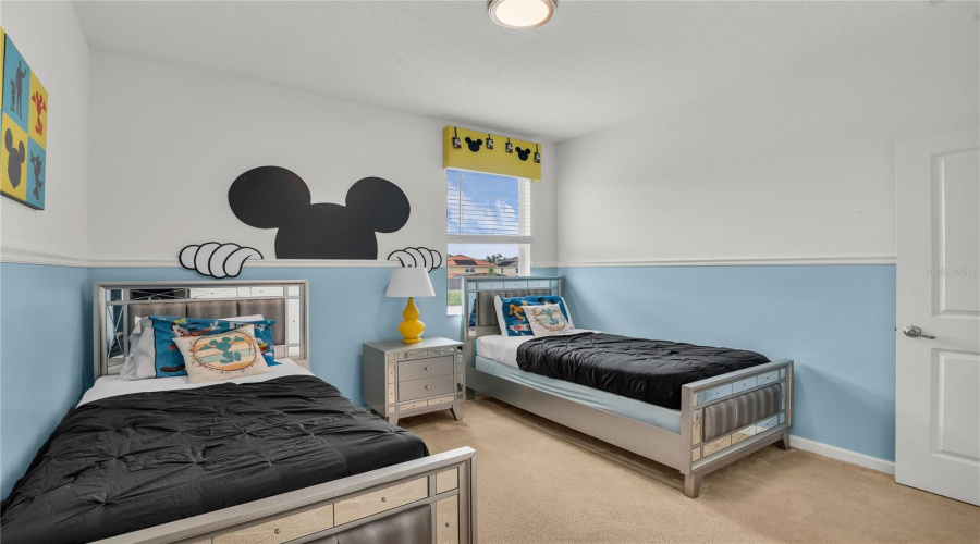 KISSIMMEE, Florida 34746, 10 Bedrooms Bedrooms, ,8 BathroomsBathrooms,Residential,For Sale,SHANTI,0,MFRO6401148