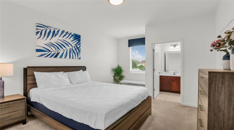 KISSIMMEE, Florida 34746, 10 Bedrooms Bedrooms, ,8 BathroomsBathrooms,Residential,For Sale,SHANTI,0,MFRO6401148