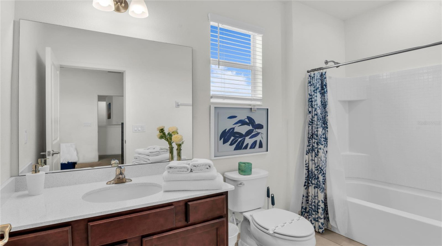 KISSIMMEE, Florida 34746, 10 Bedrooms Bedrooms, ,8 BathroomsBathrooms,Residential,For Sale,SHANTI,0,MFRO6401148