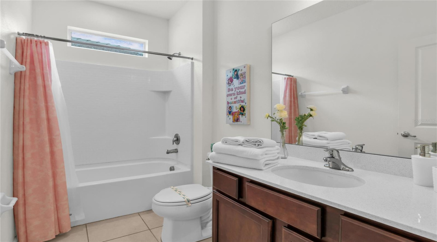 KISSIMMEE, Florida 34746, 10 Bedrooms Bedrooms, ,8 BathroomsBathrooms,Residential,For Sale,SHANTI,0,MFRO6401148