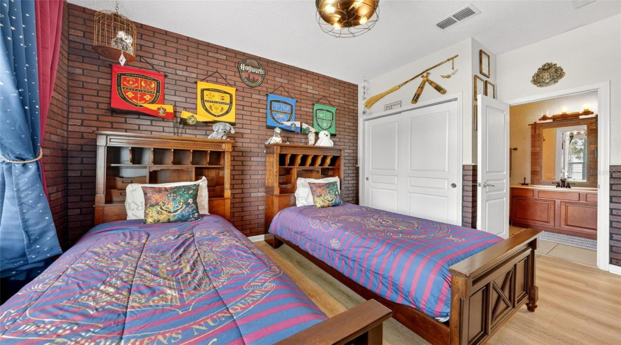 Front_bedroom_pic_#3_showing_en-suite_bathroom