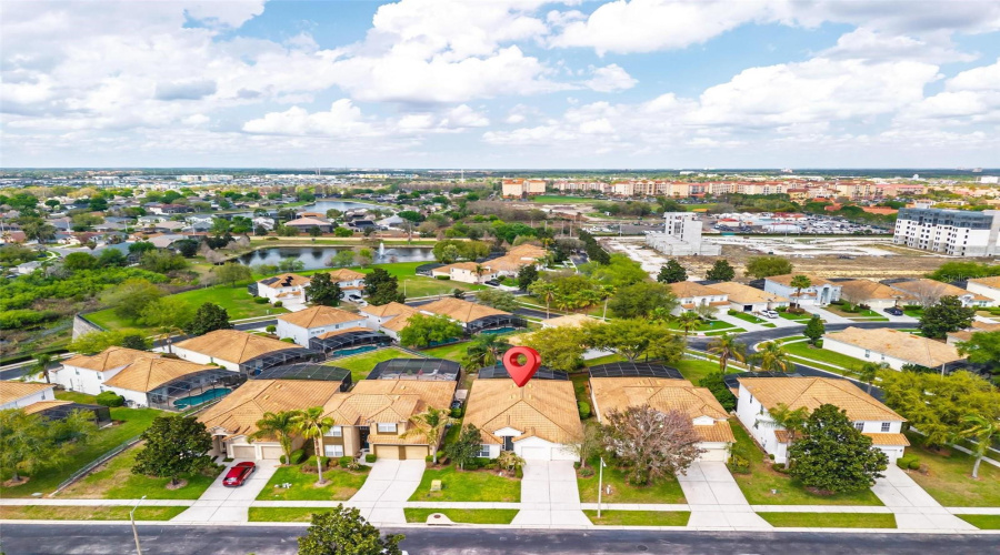 Aerial_pic_#4_closer_view_of_front_of_home