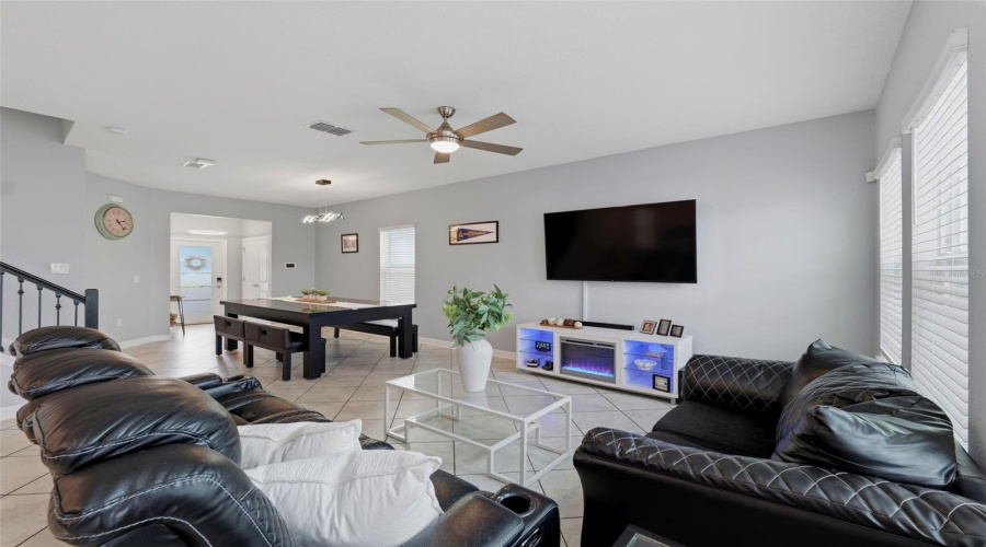 DAVENPORT, Florida 33896, 3 Bedrooms Bedrooms, ,2 BathroomsBathrooms,Residential,For Sale,TRAPPERS TRAIL,0,MFRTB8501118