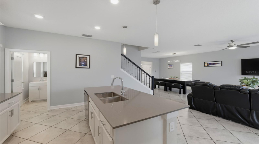 DAVENPORT, Florida 33896, 3 Bedrooms Bedrooms, ,2 BathroomsBathrooms,Residential,For Sale,TRAPPERS TRAIL,0,MFRTB8501118