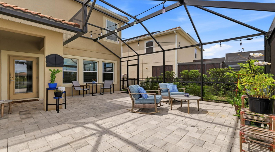 DAVENPORT, Florida 33896, 3 Bedrooms Bedrooms, ,2 BathroomsBathrooms,Residential,For Sale,TRAPPERS TRAIL,0,MFRTB8501118