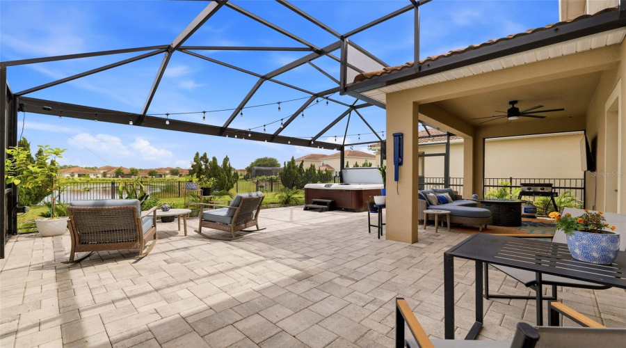 DAVENPORT, Florida 33896, 3 Bedrooms Bedrooms, ,2 BathroomsBathrooms,Residential,For Sale,TRAPPERS TRAIL,0,MFRTB8501118