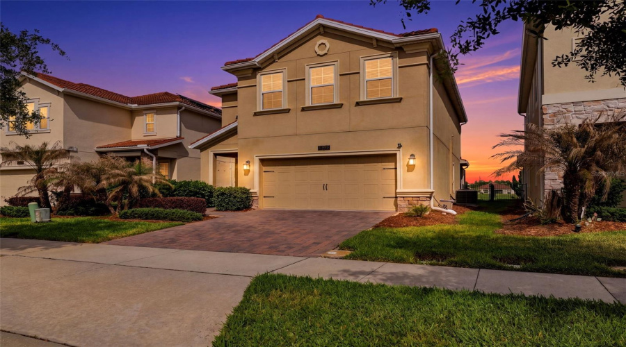 DAVENPORT, Florida 33896, 3 Bedrooms Bedrooms, ,2 BathroomsBathrooms,Residential,For Sale,TRAPPERS TRAIL,0,MFRTB8501118