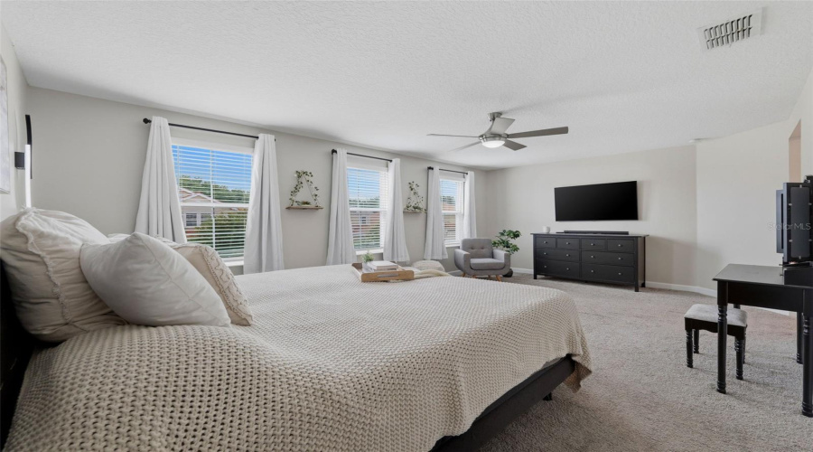 DAVENPORT, Florida 33896, 3 Bedrooms Bedrooms, ,2 BathroomsBathrooms,Residential,For Sale,TRAPPERS TRAIL,0,MFRTB8501118