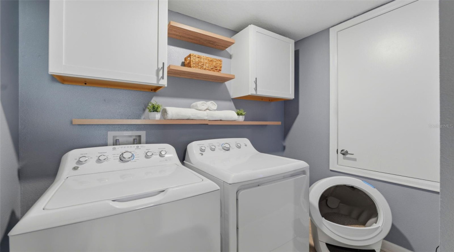 DAVENPORT, Florida 33896, 3 Bedrooms Bedrooms, ,2 BathroomsBathrooms,Residential,For Sale,TRAPPERS TRAIL,0,MFRTB8501118