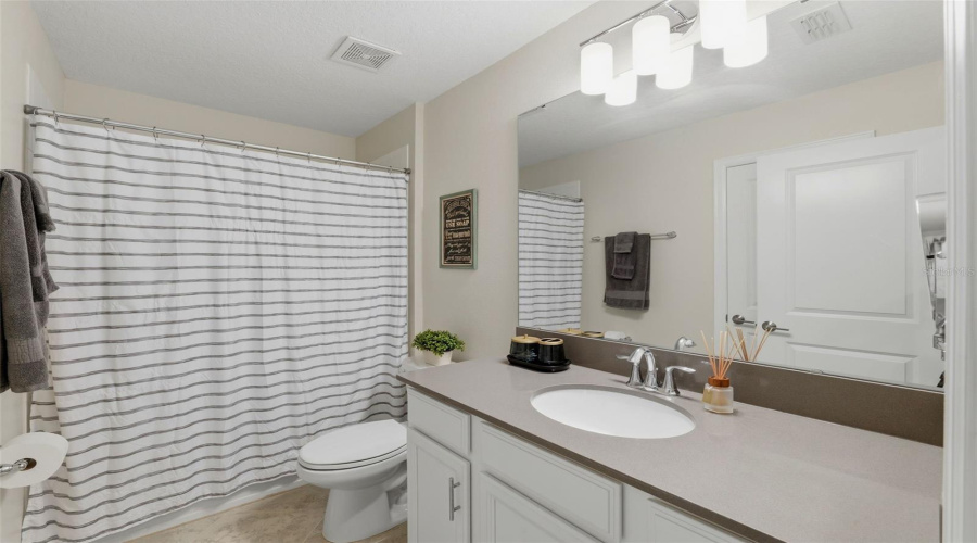 DAVENPORT, Florida 33896, 3 Bedrooms Bedrooms, ,2 BathroomsBathrooms,Residential,For Sale,TRAPPERS TRAIL,0,MFRTB8501118