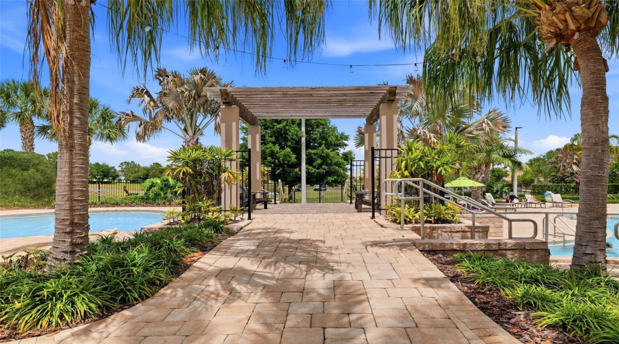 DAVENPORT, Florida 33896, 3 Bedrooms Bedrooms, ,2 BathroomsBathrooms,Residential,For Sale,TRAPPERS TRAIL,0,MFRTB8501118