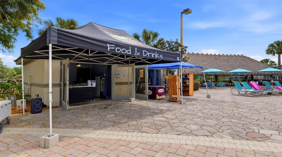 DAVENPORT, Florida 33896, 3 Bedrooms Bedrooms, ,2 BathroomsBathrooms,Residential,For Sale,TRAPPERS TRAIL,0,MFRTB8501118