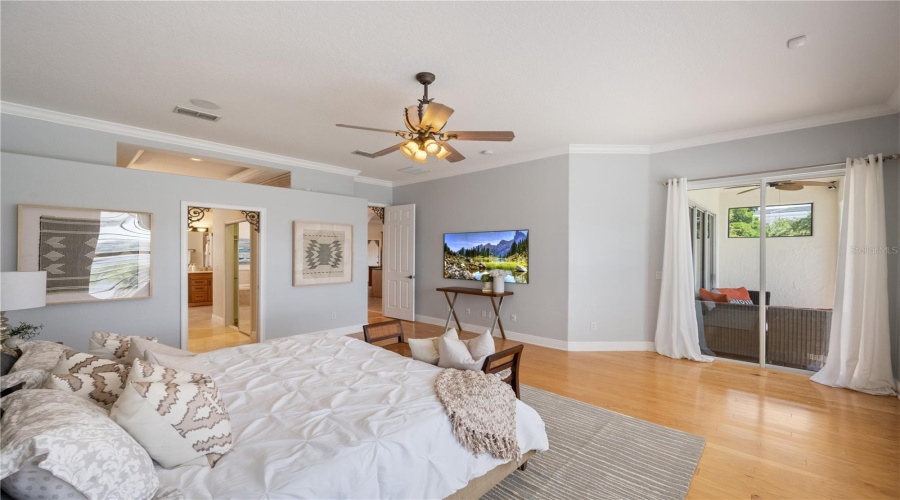 ORLANDO, Florida 32836, 4 Bedrooms Bedrooms, ,4 BathroomsBathrooms,Residential,For Sale,VIA ROSA,0,MFRO6389505